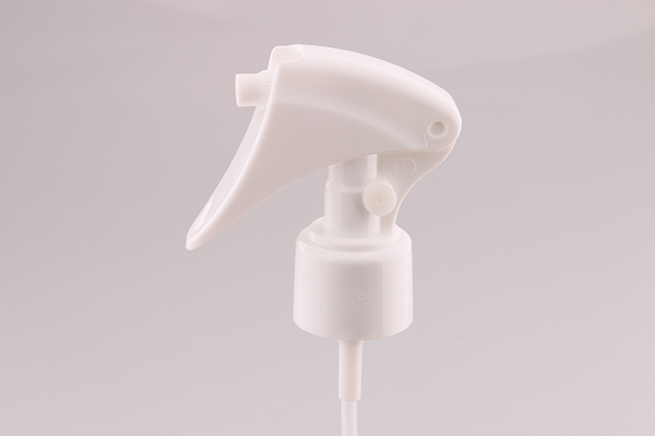 white mini trigger sprayer